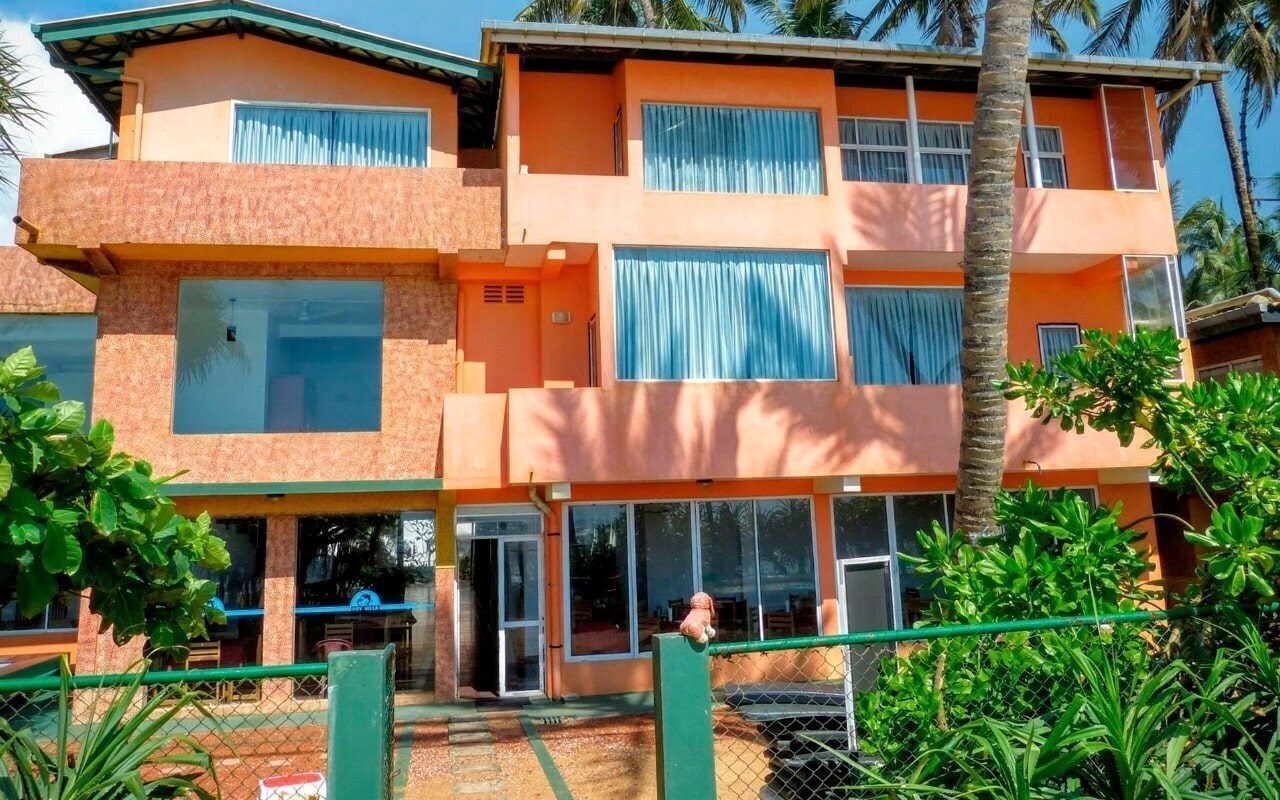 Отель Roy Villa Beach Hotel 2*